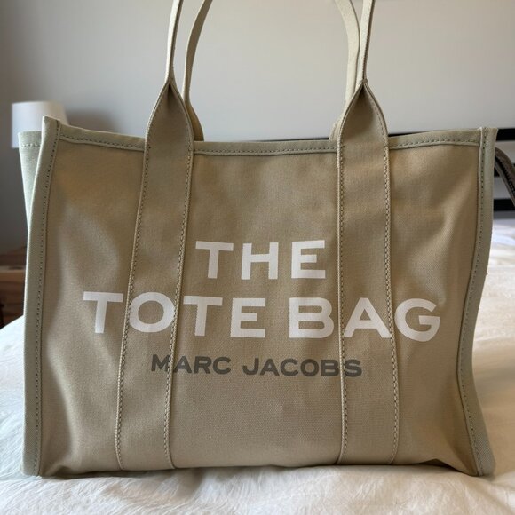 Marc Jacobs The Tote Bag Large - Beige Colourblock - Picture 1 of 11